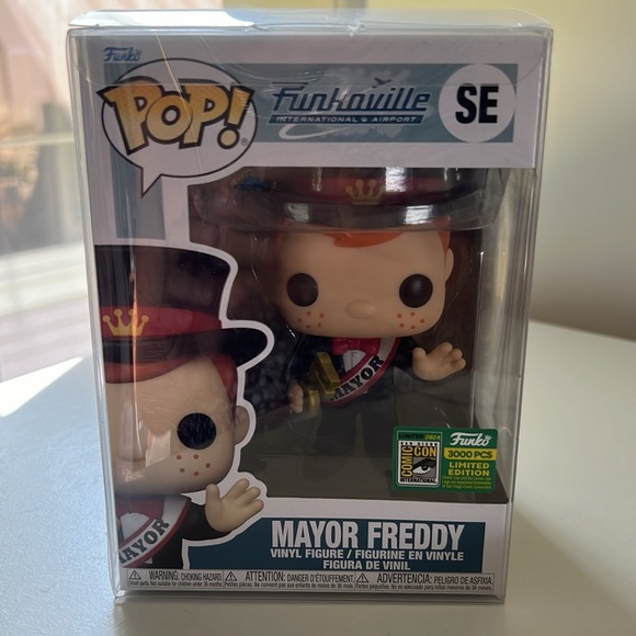 SDCC 2024 Exclusive Funko Bundle - Picture 3 of 7